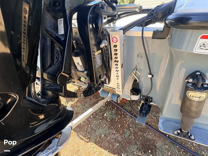 Slide: The Image of Mako 18 LTS 2019 - 16295866