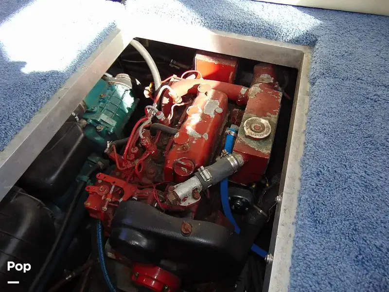 Slide: The Image of Carver Yachts 350 Aft Cabin 1993 - 16331071