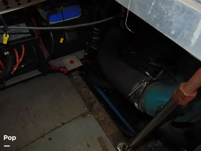 Slide: The Image of Carver Yachts 350 Aft Cabin 1993 - 16331077