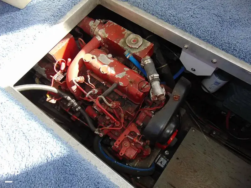 Slide: The Image of Carver Yachts 350 Aft Cabin 1993 - 16331087