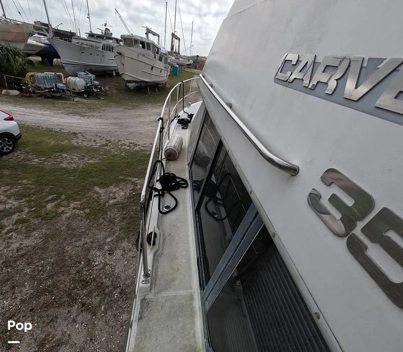 Slide: The Image of Carver Yachts 350 Aft Cabin 1993 - 16302025