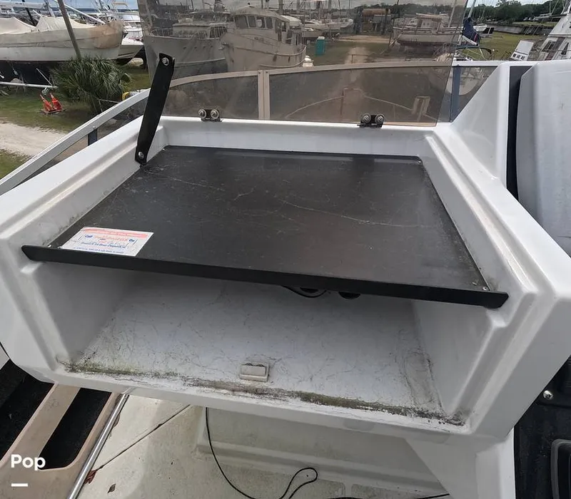 Slide: The Image of Carver Yachts 350 Aft Cabin 1993 - 16325084