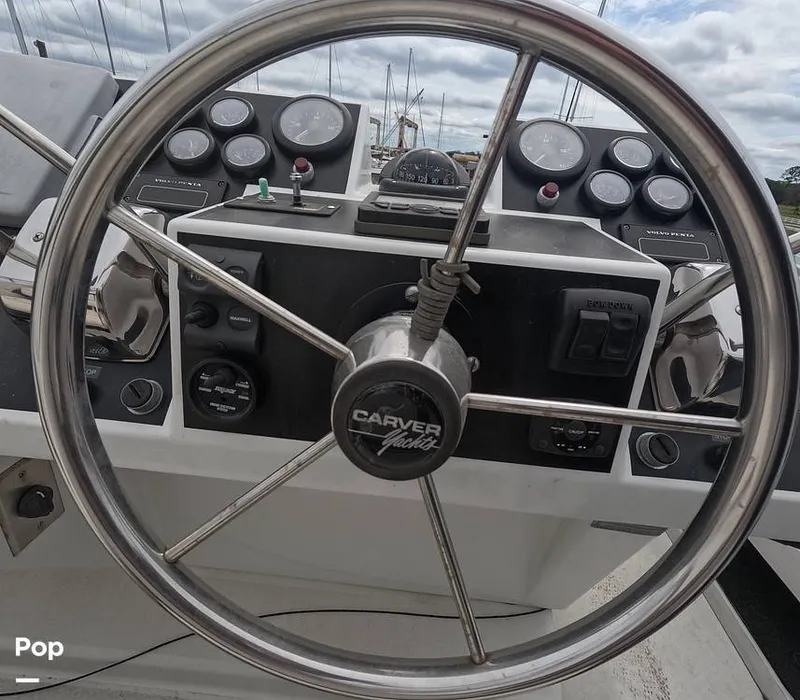 Slide: The Image of Carver Yachts 350 Aft Cabin 1993 - 16325087