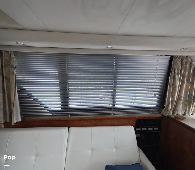 Slide: The Image of Carver Yachts 350 Aft Cabin 1993 - 16325091