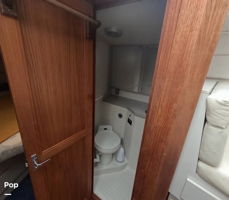 Slide: The Image of Carver Yachts 350 Aft Cabin 1993 - 16325100