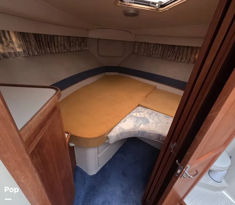 Slide: The Image of Carver Yachts 350 Aft Cabin 1993 - 16325102
