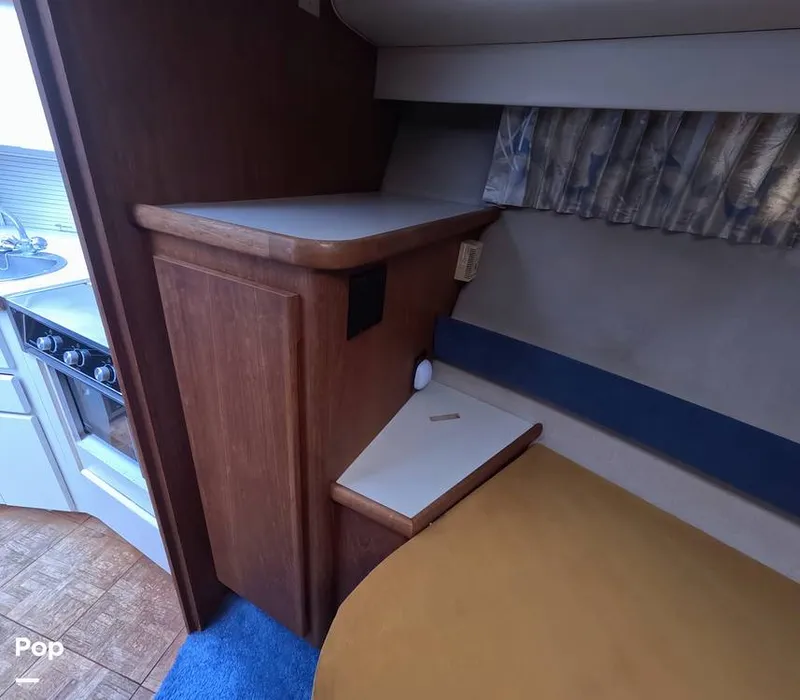 Slide: The Image of Carver Yachts 350 Aft Cabin 1993 - 16325104