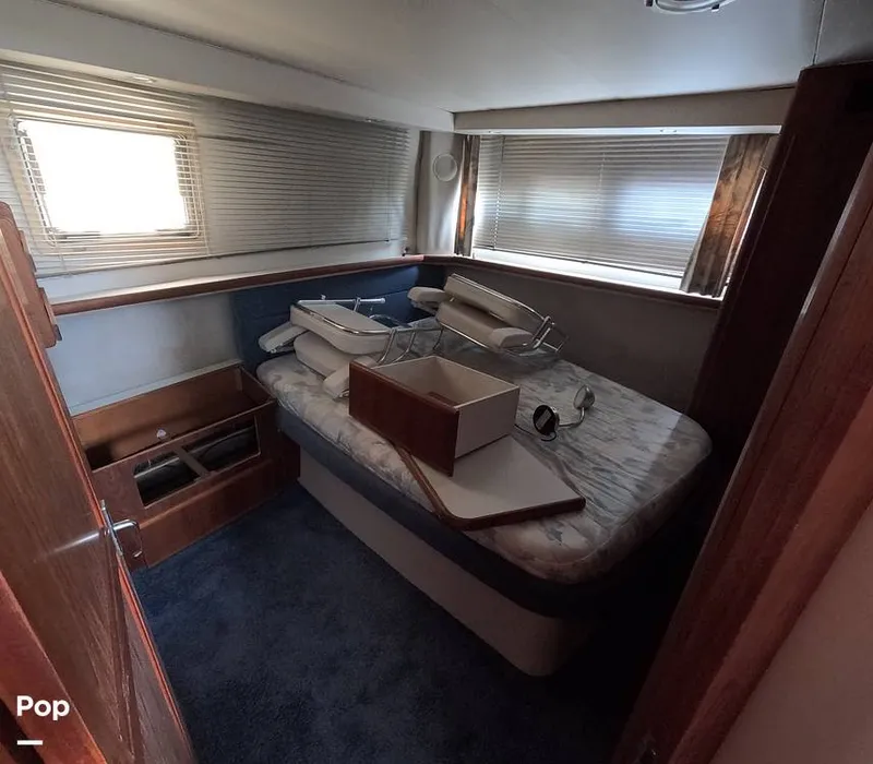Slide: The Image of Carver Yachts 350 Aft Cabin 1993 - 16325107