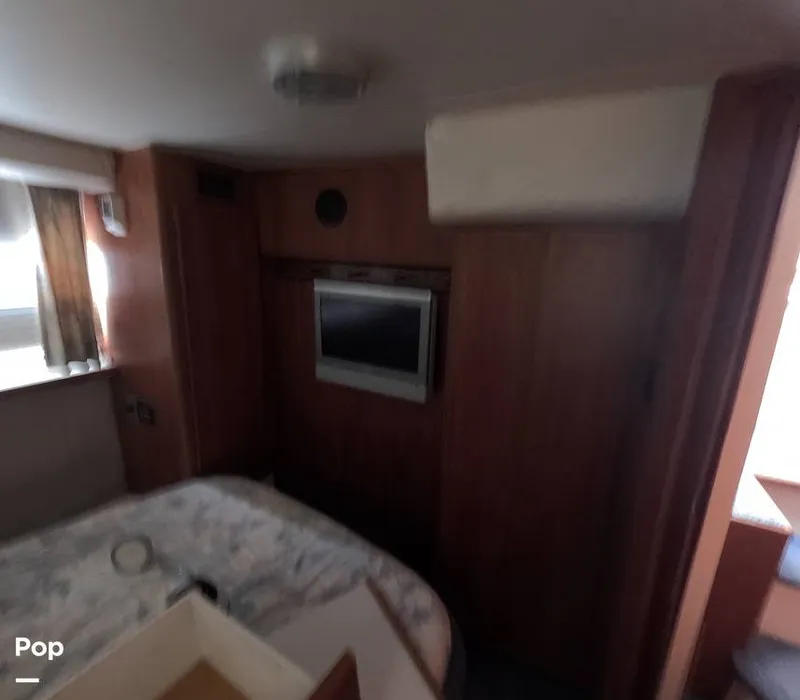 Slide: The Image of Carver Yachts 350 Aft Cabin 1993 - 16325108