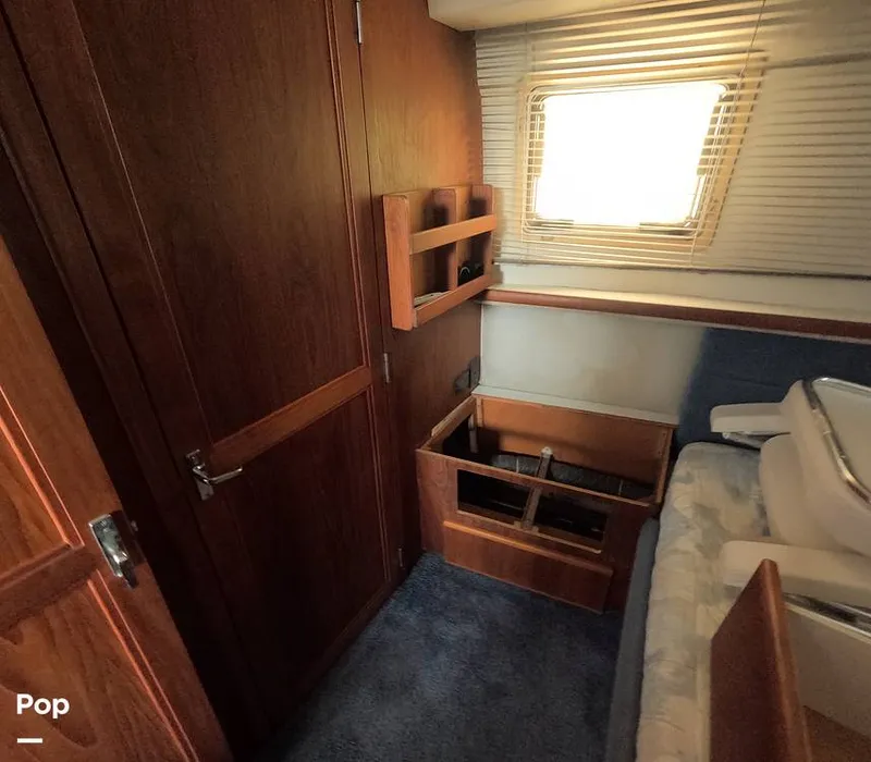 Slide: The Image of Carver Yachts 350 Aft Cabin 1993 - 16325109