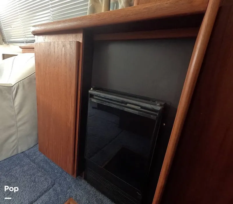 Slide: The Image of Carver Yachts 350 Aft Cabin 1993 - 16325113