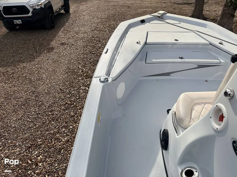 Slide: The Image of Blue Wave 2200 STL 2023 - 16303738