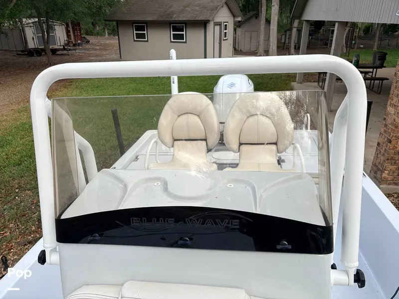 Slide: The Image of Blue Wave 2200 STL 2023 - 16303746