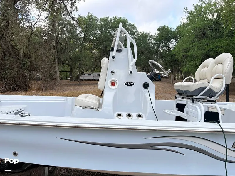 Slide: The Image of Blue Wave 2200 STL 2023 - 16303806