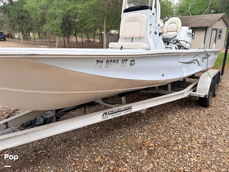 Slide: The Image of Blue Wave 2200 STL 2023 - 16303808