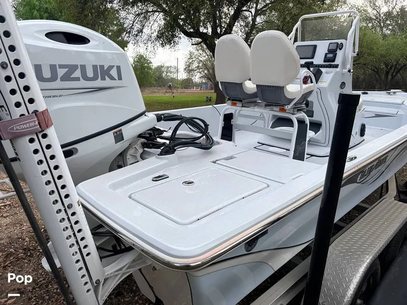 Slide: The Image of Blue Wave 2200 STL 2023 - 16303825