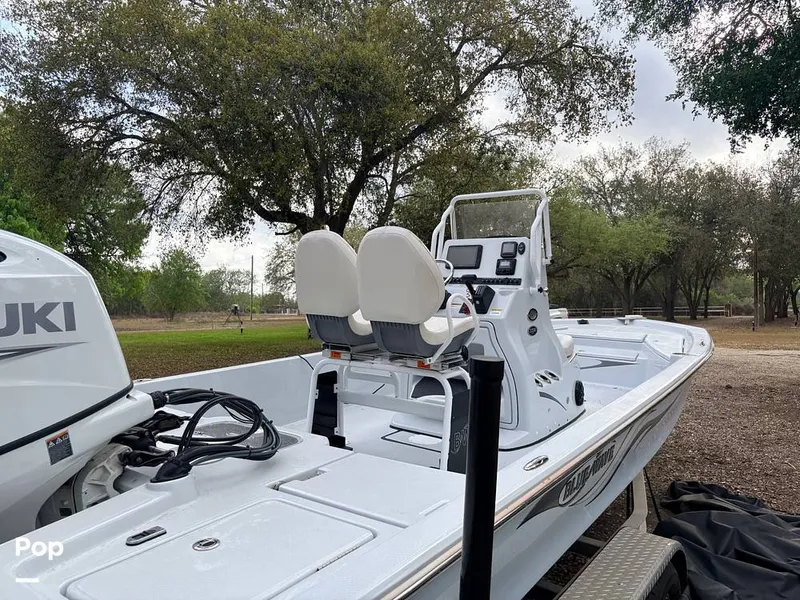 Slide: The Image of Blue Wave 2200 STL 2023 - 16303826