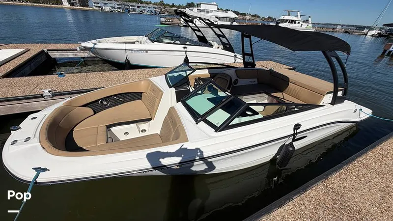 The Image of Sea Ray SPX 230 I/O 2022 - 16276205