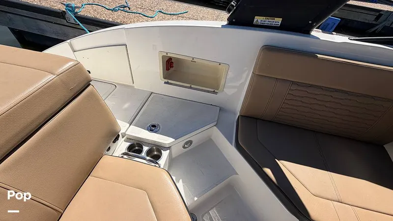 Slide: The Image of Sea Ray SPX 230 I/O 2022 - 16276192