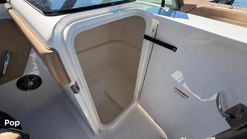 Slide: The Image of Sea Ray SPX 230 I/O 2022 - 16276197