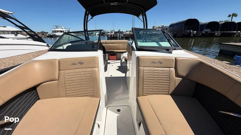 Slide: The Image of Sea Ray SPX 230 I/O 2022 - 16276185