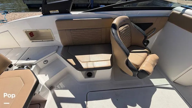 Slide: The Image of Sea Ray SPX 230 I/O 2022 - 16276189