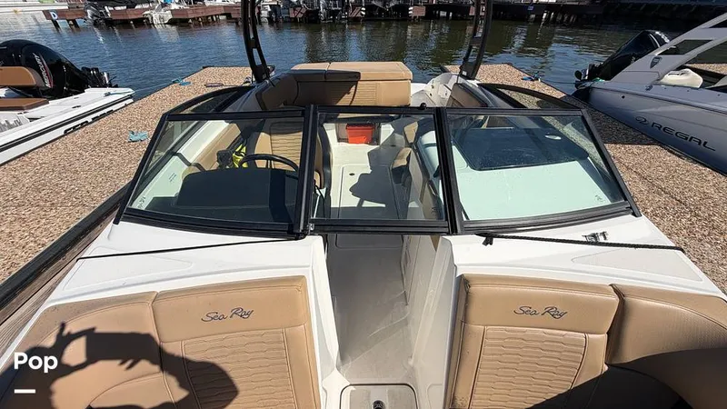 Slide: The Image of Sea Ray SPX 230 I/O 2022 - 16276512