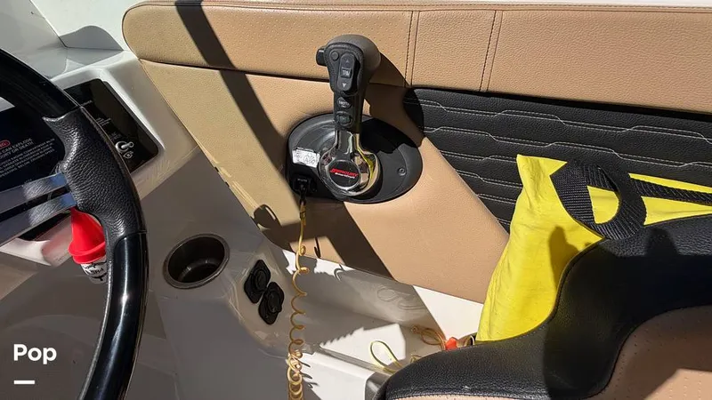 Slide: The Image of Sea Ray SPX 230 I/O 2022 - 16276519