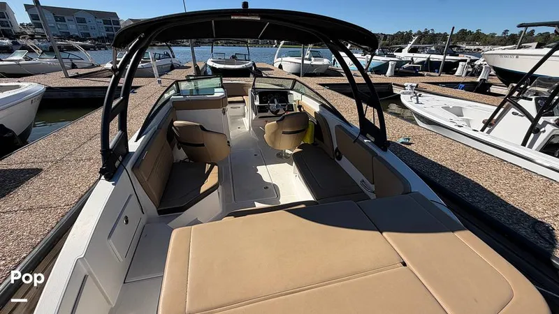 Slide: The Image of Sea Ray SPX 230 I/O 2022 - 16276528