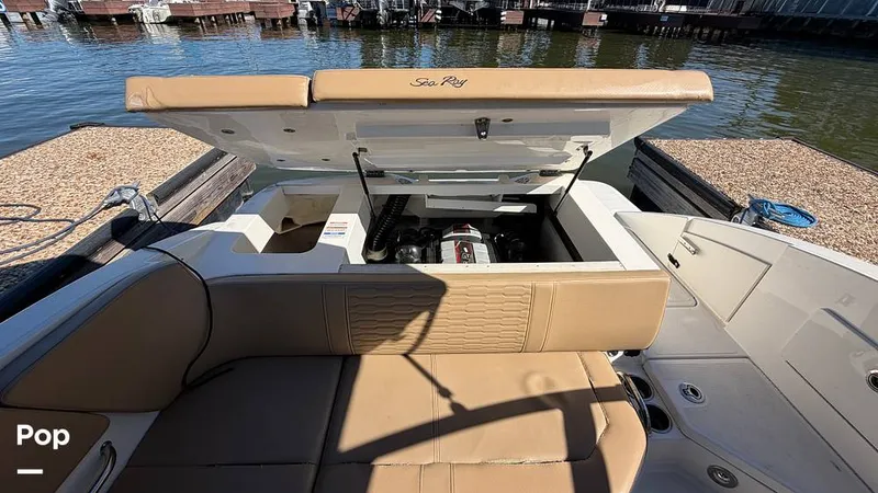 Slide: The Image of Sea Ray SPX 230 I/O 2022 - 16276539