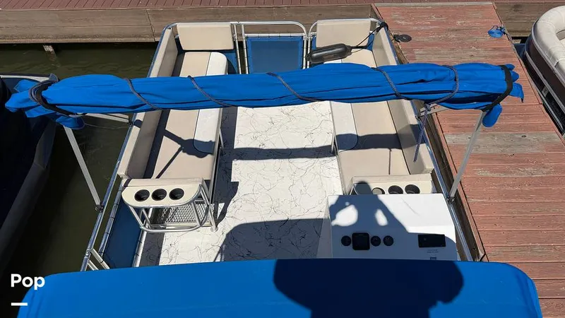 Slide: The Image of A&M A&M Manufacturing Funship Double Decker 2022 - 16276259