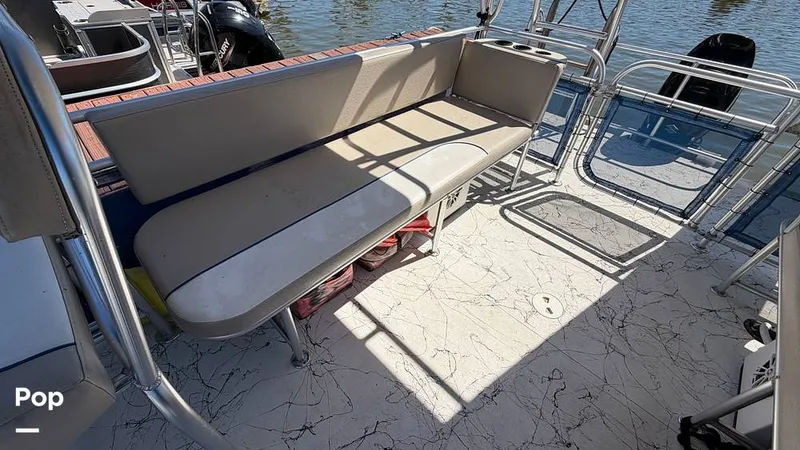 Slide: The Image of A&M A&M Manufacturing Funship Double Decker 2022 - 16276243