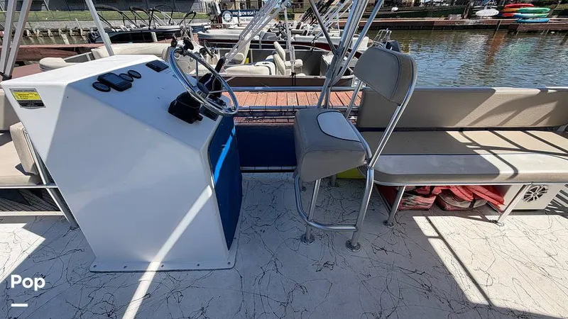 Slide: The Image of A&M A&M Manufacturing Funship Double Decker 2022 - 16276244