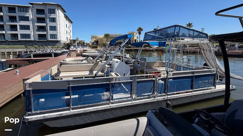 Slide: The Image of A&M A&M Manufacturing Funship Double Decker 2022 - 16276263