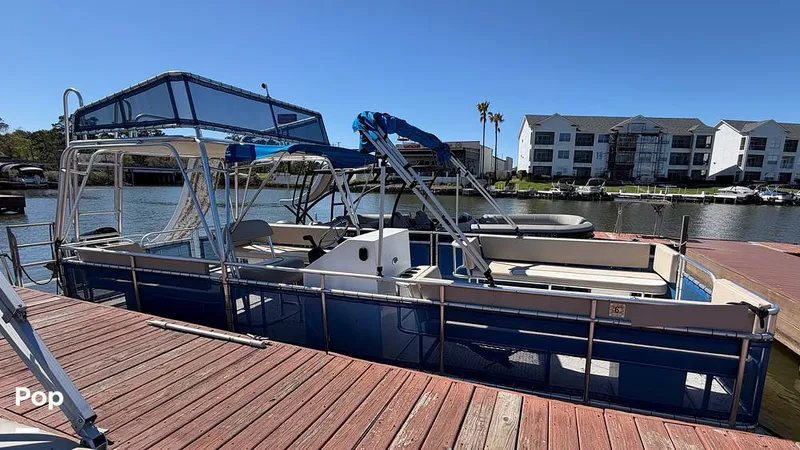 Slide: The Image of A&M A&M Manufacturing Funship Double Decker 2022 - 16276265