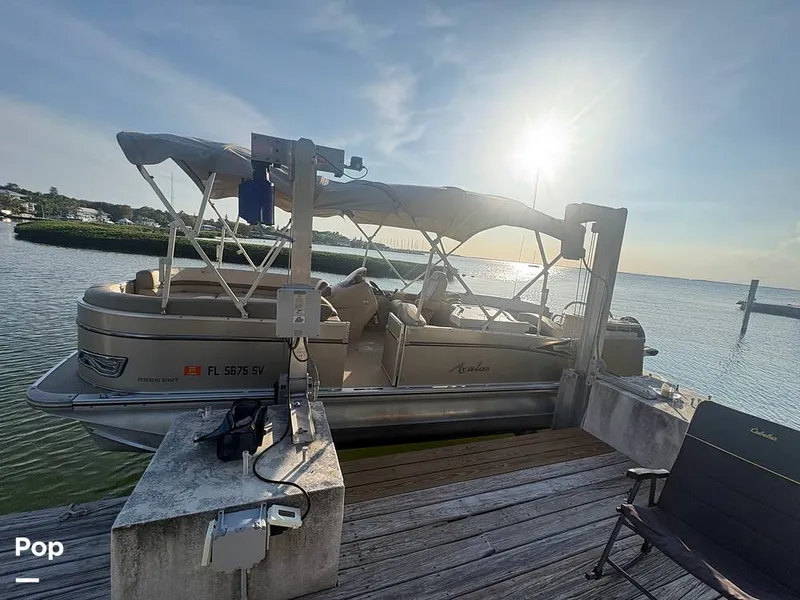 Slide: The Image of Avalon Catalina Entertainer 2021 - 16284862