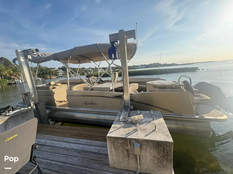 Slide: The Image of Avalon Catalina Entertainer 2021 - 16284931