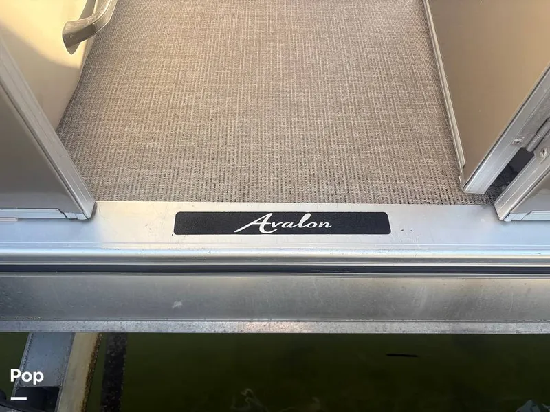 Slide: The Image of Avalon Catalina Entertainer 2021 - 16284990