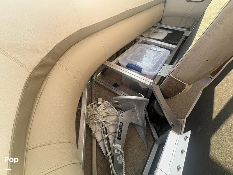 Slide: The Image of Avalon Catalina Entertainer 2585 2021 - 16284947