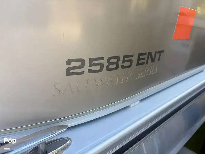 Slide: The Image of Avalon Catalina Entertainer 2585 2021 - 16295805