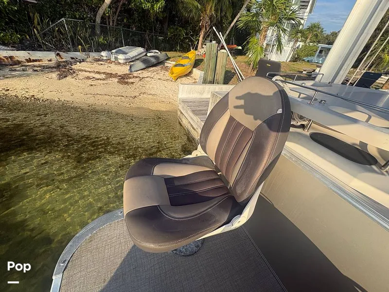 Slide: The Image of Avalon Catalina ENT Salt Water Series 2021 - 16284985