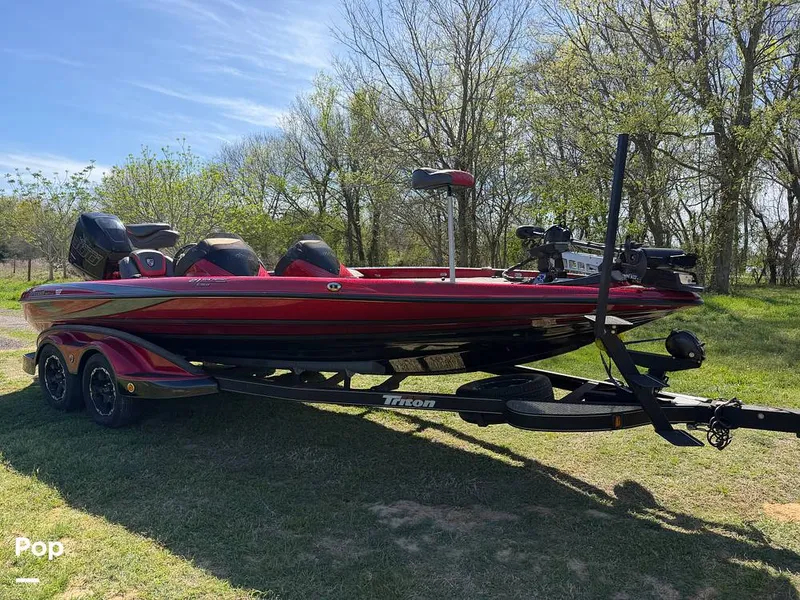 Slide: The Image of Triton 21 TRX Patriot Elite 2017 - 16294205