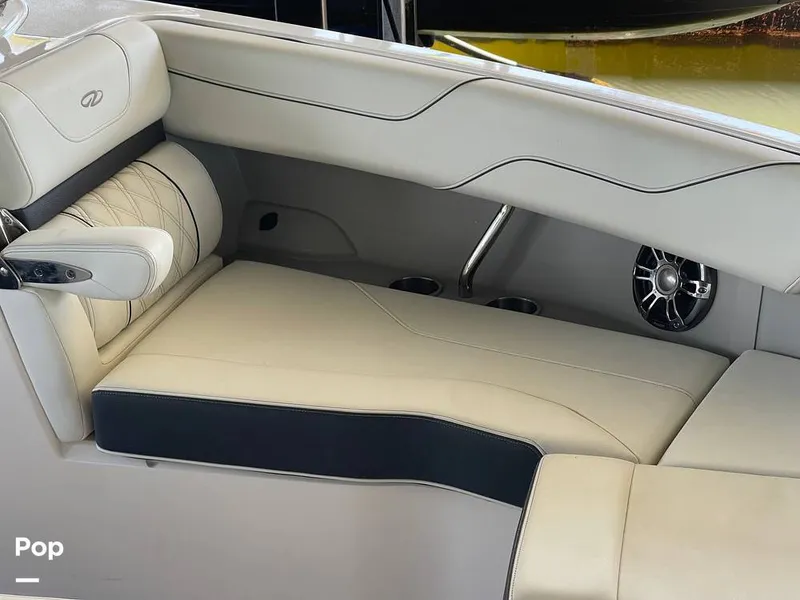 Slide: The Image of Regal LS6 2022 - 16288337