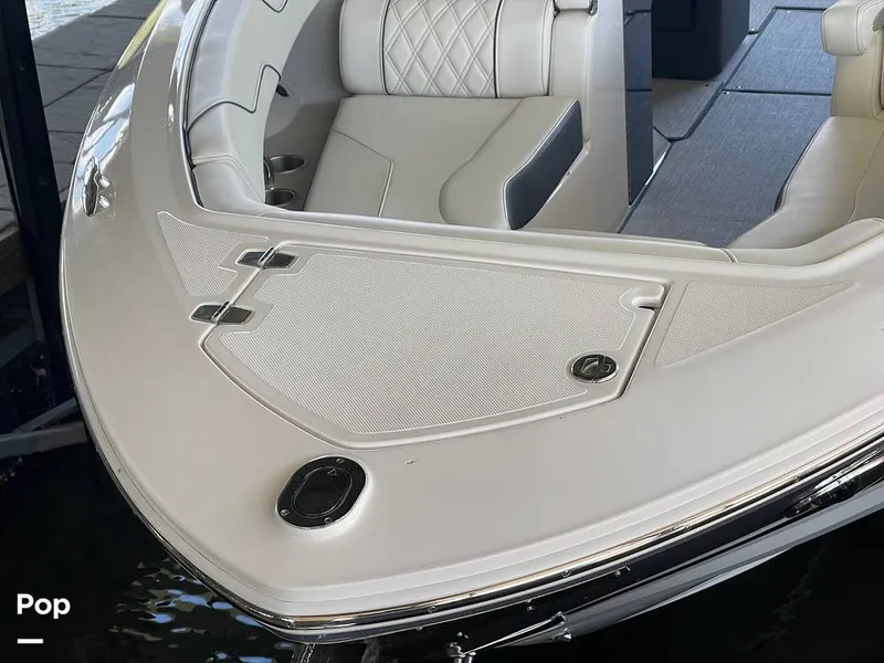 Slide: The Image of Regal LS6 2022 - 16288528