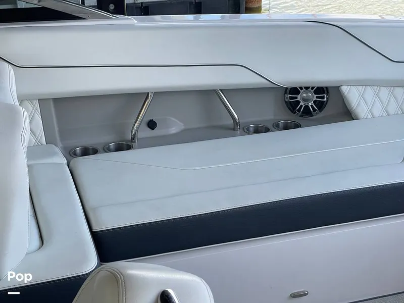 Slide: The Image of Regal LS6 2022 - 16288546