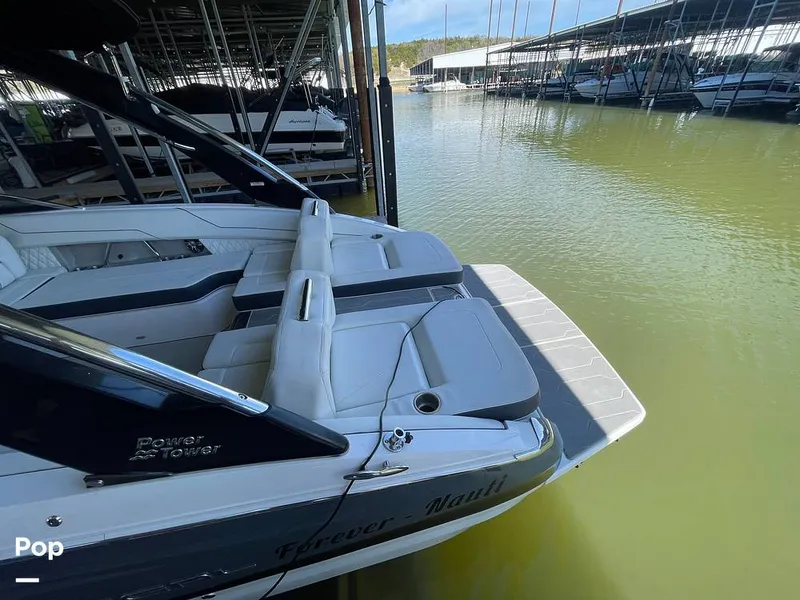 Slide: The Image of Regal LS6 2022 - 16288555