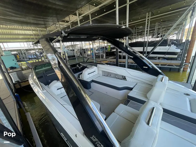 Slide: The Image of Regal LS6 2022 - 16288556