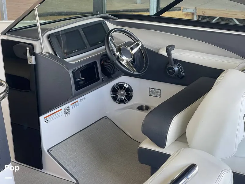 Slide: The Image of Regal LS6 2022 - 16288561