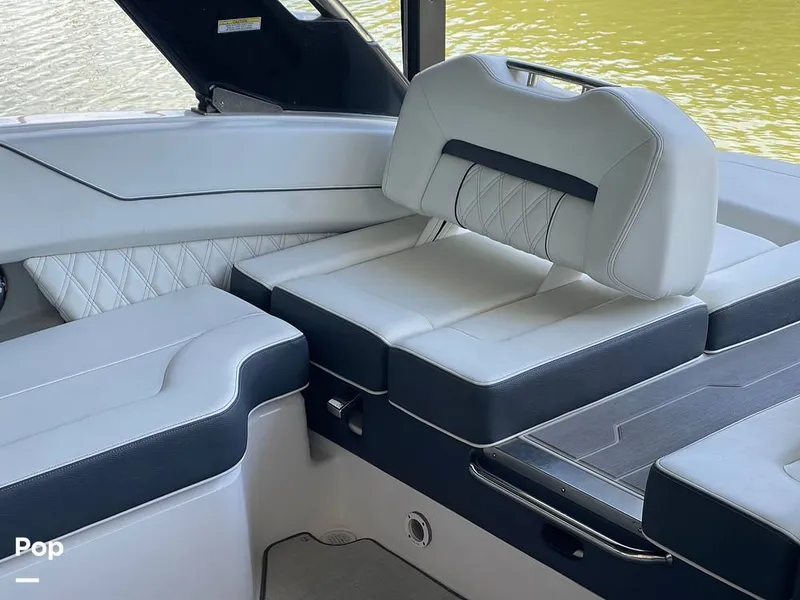 Slide: The Image of Regal LS6 2022 - 16288571