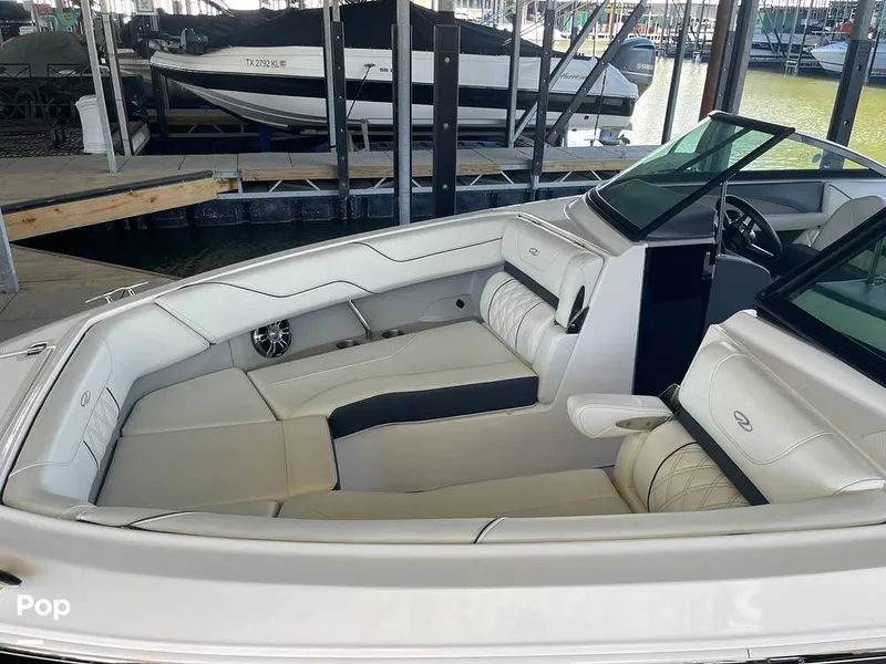 Slide: The Image of Regal LS6 2022 - 16288574